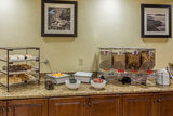  Country Inn & Suites by Radisson, Knoxville at Cedar Bluff, TN 9137 Cross Park Drive 