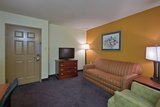  Country Inn & Suites by Radisson, Richmond I-95 South, VA 2401 Willis Road 
