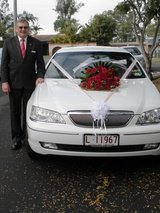 9 Seat Stretch Limousine ready for a Wedding 