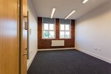 Offices to let in Morley
