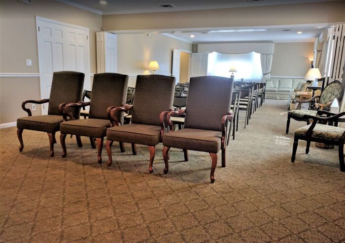  Profile Photos of Roslyn Heights Funeral Home 75 Mineola Ave - Photo 4 of 6