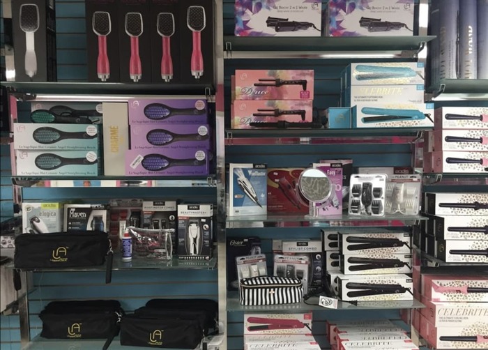  Profile Photos of Le Angelique Beauty Supply 13146 Saticoy St - Photo 1 of 7
