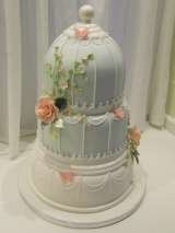 wedding cake by dream wedding creations Dream Wedding Creations Eastleigh Road 