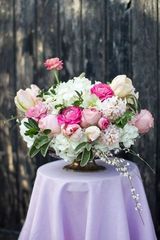 Profile Photos of Birthday Flowers Online By MayaFlowers in India