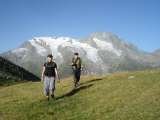Hiking: it's time to explore the Alps!                      Tarentaise Tours Route de Val d'Isère 