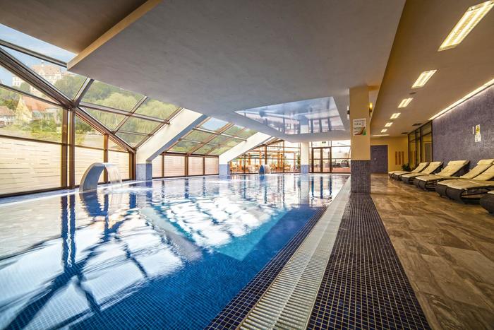 Indoor Swimming Pool at DoubleTree by Hilton Hotel Sighisoara - Cavaler Profile Photos of DoubleTree by Hilton Hotel Sighisoara - Cavaler 6 Consiliul Europei St. - Photo 9 of 17