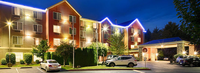  Profile Photos of Best Western Plus Vancouver Mall Drive Hotel and Suites 9420 NE Vancouver Mall Drive - Photo 4 of 5