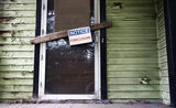 31928431 - old house with foreclosure sign on the door
