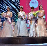 Mrs India Worldwide Event of Mrs India Worldwide- Beauty Contest for Married Women's in India