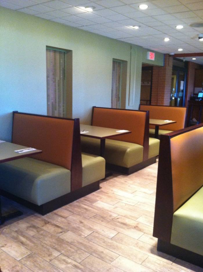  Profile Photos of Budget Inn & Suites / the Roasted Tomato Diner 320 Greentree Drive - Photo 5 of 12