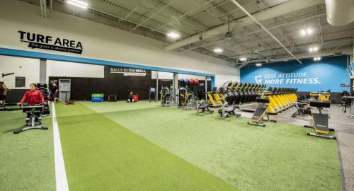  New Album of Chuze Fitness 650 East 102nd Avenue - Photo 2 of 3