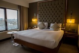 Executive Room at DoubleTree by Hilton Hotel London Victoria DoubleTree by Hilton Hotel London - Victoria 2 Bridge Place 