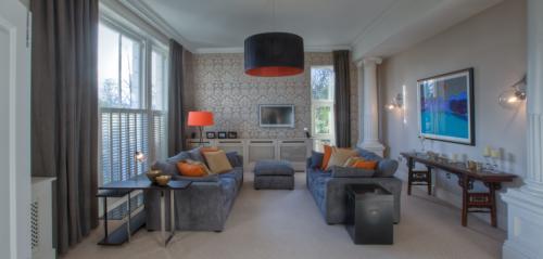  New Album of Furnished By Anna Nash House, 2 Kenward Court - Photo 1 of 3