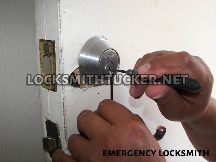 Tucker Emergency Locksmith Locksmith Tucker LLC of Locksmith Tucker LLC 4346 Tucker N Dr. - Photo 4 of 5