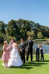 Marriage Celebrant Melbourne | Royal Botanical Gardens wedding<br />
www.simplycelebrant.com.au Marriage Celebrant Melbourne | Meriki Comito By Appointment 