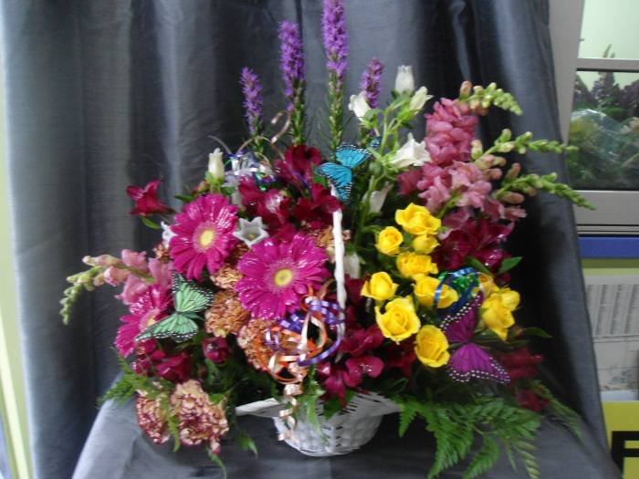                                 Profile Photos of Buckets Fresh Flower Market 33576 Marshall Rd - Photo 8 of 10