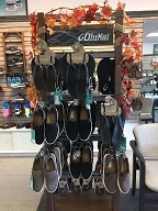 Lucky Feet Shoes shops is the store that sells arch support shoes in Long Beach California
