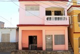  Hostal Casa Gazcon calle Santo Domingo # 610-A entre calle Buen Retiro y calle Chanzoneta. 