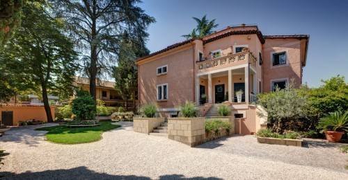  Profile Photos of Appia Antica Resort Via Appia Pignatelli 368 - Photo 3 of 16