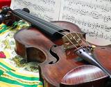 Stradivari Strings, 100 Jalan Sultan